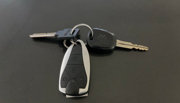 2015 Maruti Alto 800 LXI, Petrol, Manual, 34,783 km, Key Close Up