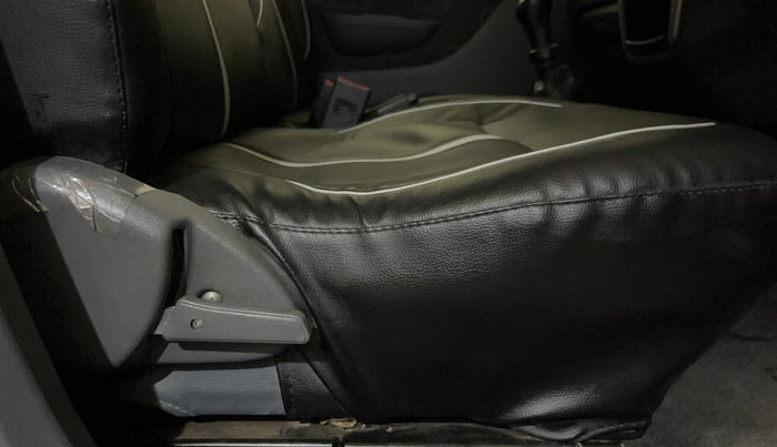 2015 Maruti Alto 800 LXI, Petrol, Manual, 34,783 km, Driver Side Adjustment Panel