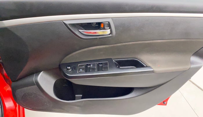 2017 Maruti Swift VXI O, Petrol, Manual, 38,195 km, Driver Side Door Panels Control