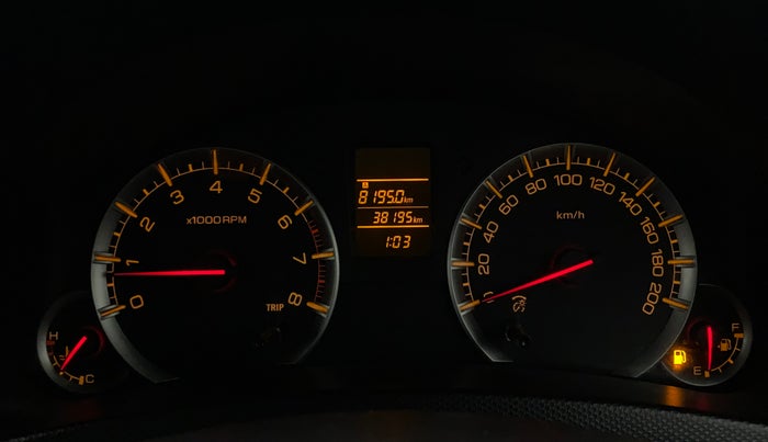 2017 Maruti Swift VXI O, Petrol, Manual, 38,195 km, Odometer Image