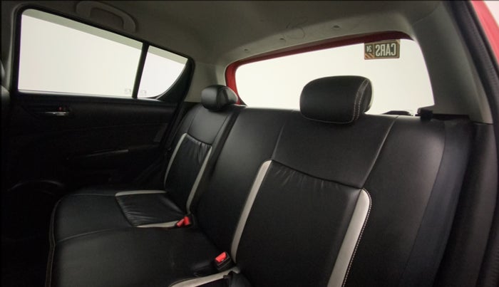 2017 Maruti Swift VXI O, Petrol, Manual, 38,195 km, Right Side Rear Door Cabin