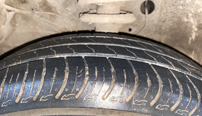 2022 Maruti S PRESSO VXI+, Petrol, Manual, 28,938 km, Left Front Tyre Tread