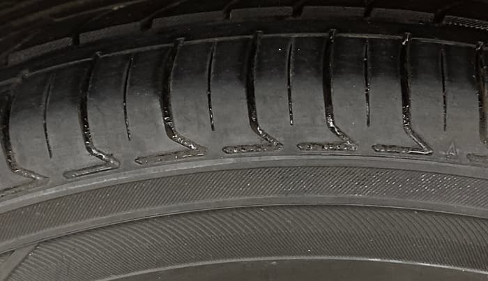 2019 Tata NEXON XZA PLUS PETROL, Petrol, Automatic, 48,562 km, Right Rear Tyre Tread