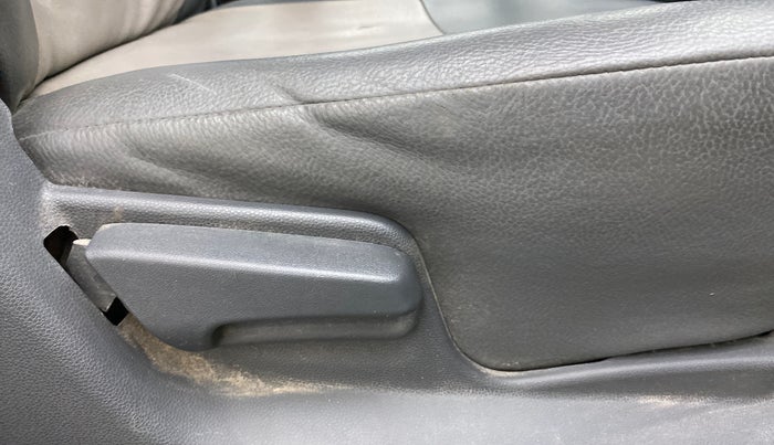 2012 Maruti Ritz VXI, Petrol, Manual, 83,031 km, Driver Side Adjustment Panel