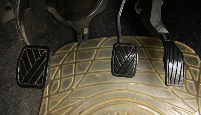 2012 Maruti Ritz VXI, Petrol, Manual, 83,031 km, Pedals