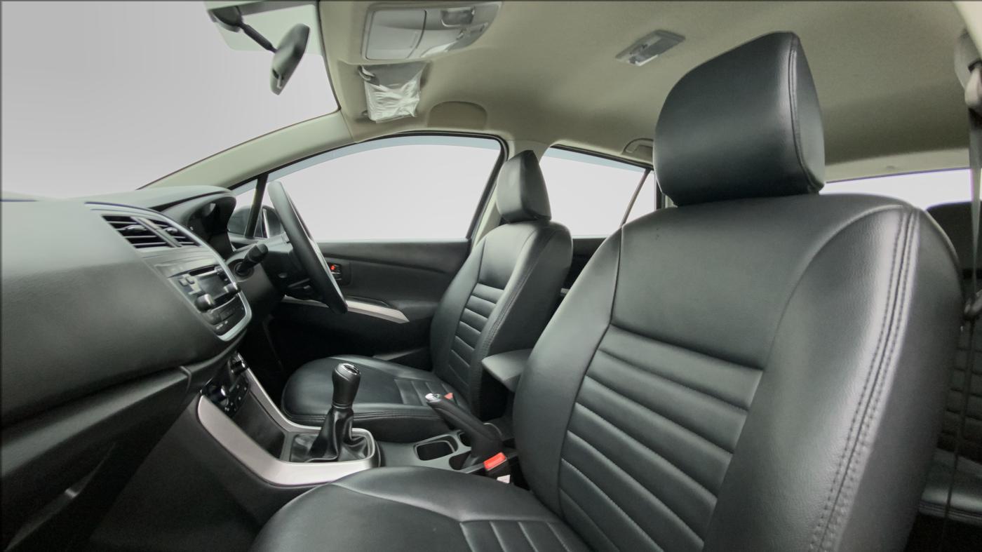 2019 Maruti S Cross DELTA SHVS, Diesel, Manual, 33,180 km, Right Side Front Door Cabin