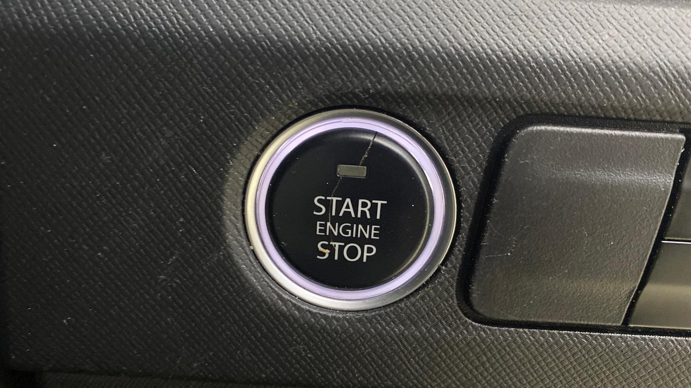 2023 Tata PUNCH ACCOMPLISHED DAZZLE SUNROOF CNG MT, CNG, Manual, 32,960 km, Keyless Start/ Stop Button