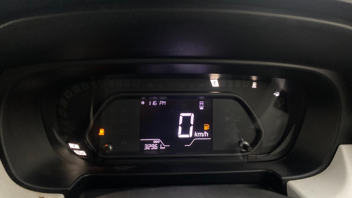 2023 Tata PUNCH ACCOMPLISHED DAZZLE SUNROOF CNG MT, CNG, Manual, 32,960 km, Odometer Image