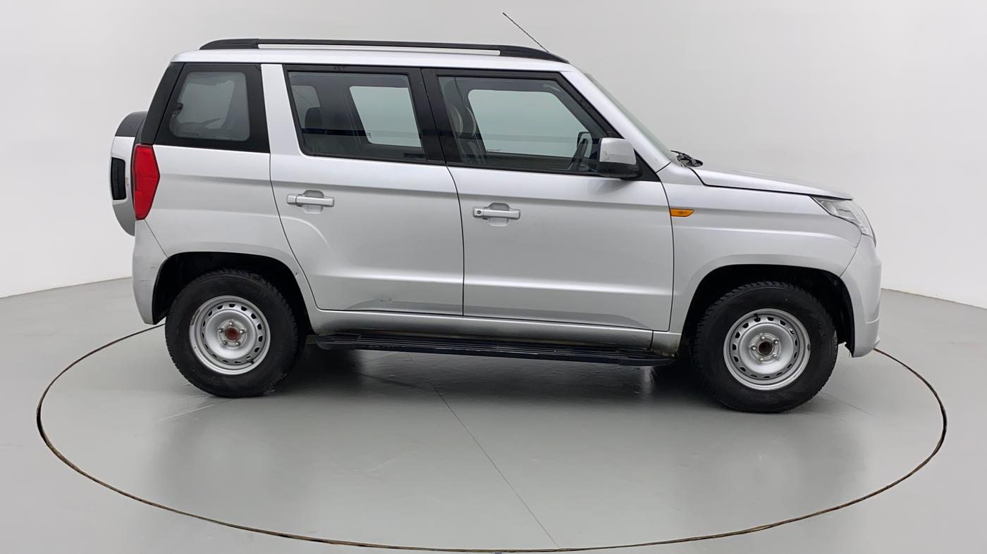 2019 Mahindra TUV300 T8, Diesel, Manual, 84,145 km, Right Side View