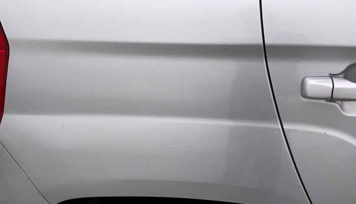 2019 Mahindra TUV300 T8, Diesel, Manual, 84,145 km, Right quarter panel - Slightly dented