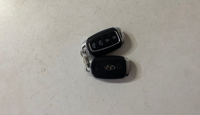 2021 Hyundai Verna SX (O) 1.0 TURBO DCT, Petrol, Automatic, 70,265 km, Key Close Up