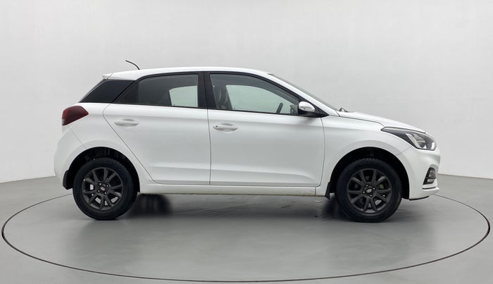 2019 Hyundai Elite i20 SPORTZ PLUS 1.2, Petrol, Manual, 26,880 km, Right Side View