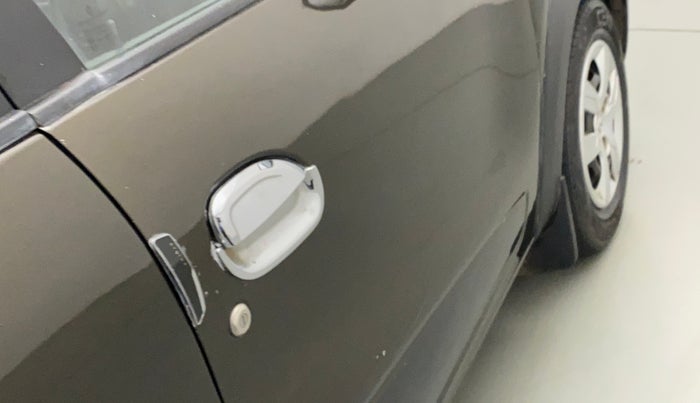 2016 Renault Kwid RXT 0.8 (O), Petrol, Manual, 53,563 km, Driver-side door - Paint has faded