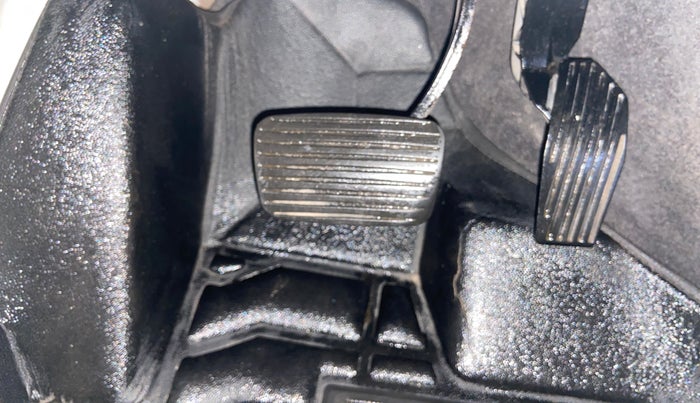 2018 Jeep Compass LIMITED 1.4 PETROL AT, Petrol, Automatic, 40,188 km, Pedals