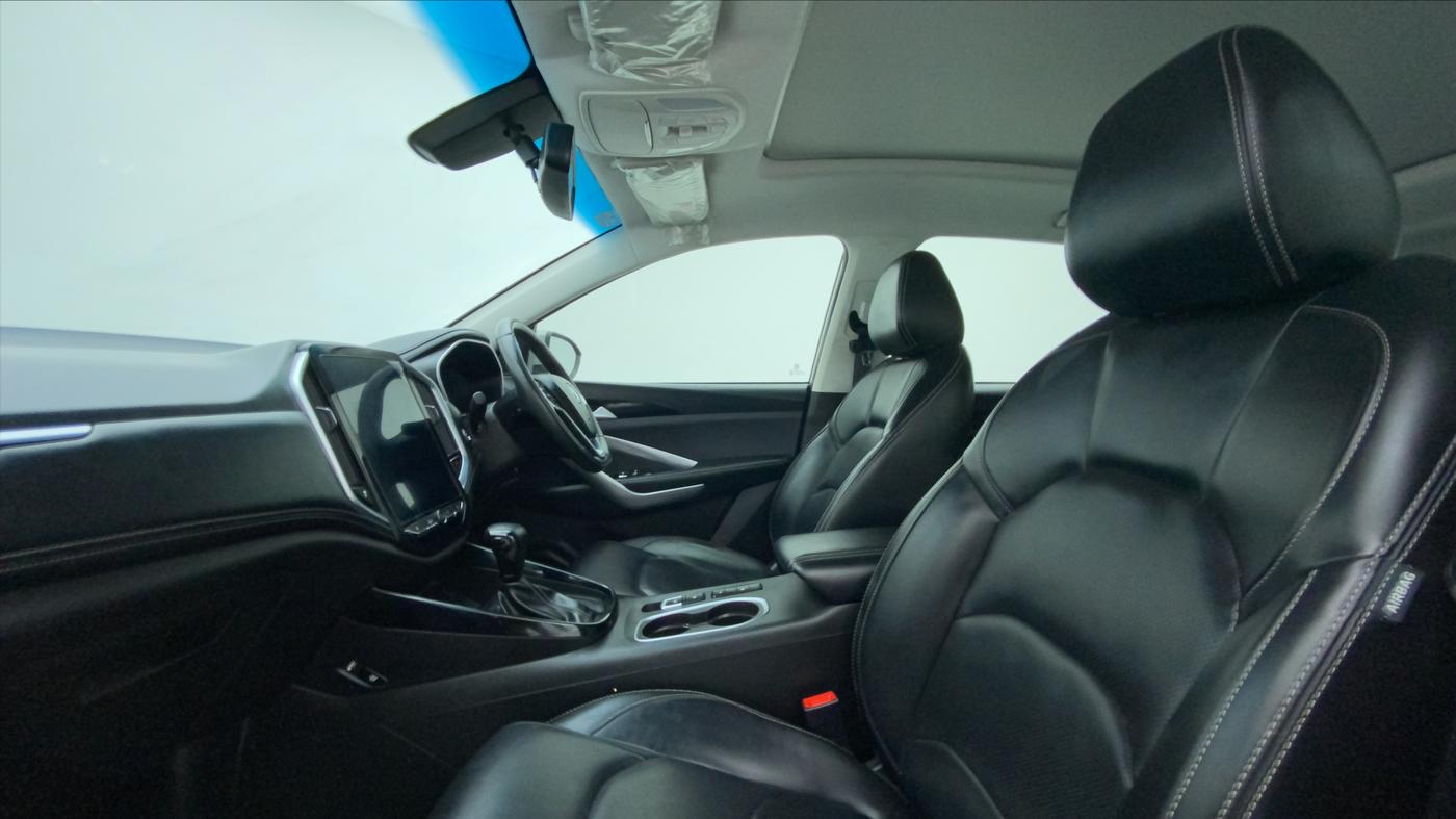 2021 MG HECTOR SHARP 1.5 DCT PETROL, Petrol, Automatic, 24,509 km, Right Side Front Door Cabin