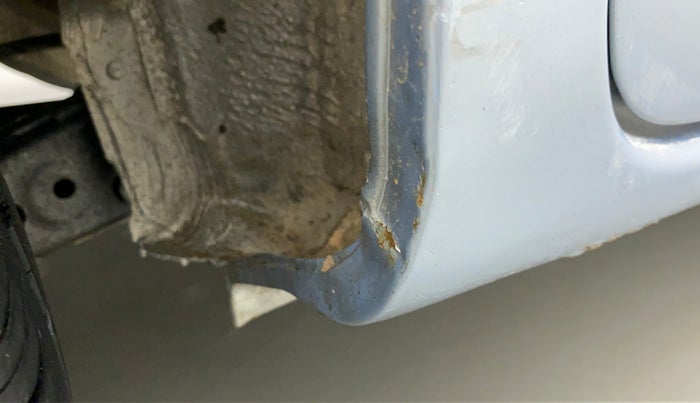 2011 Toyota Etios Liva G, Petrol, Manual, 48,721 km, Right running board - Slightly rusted