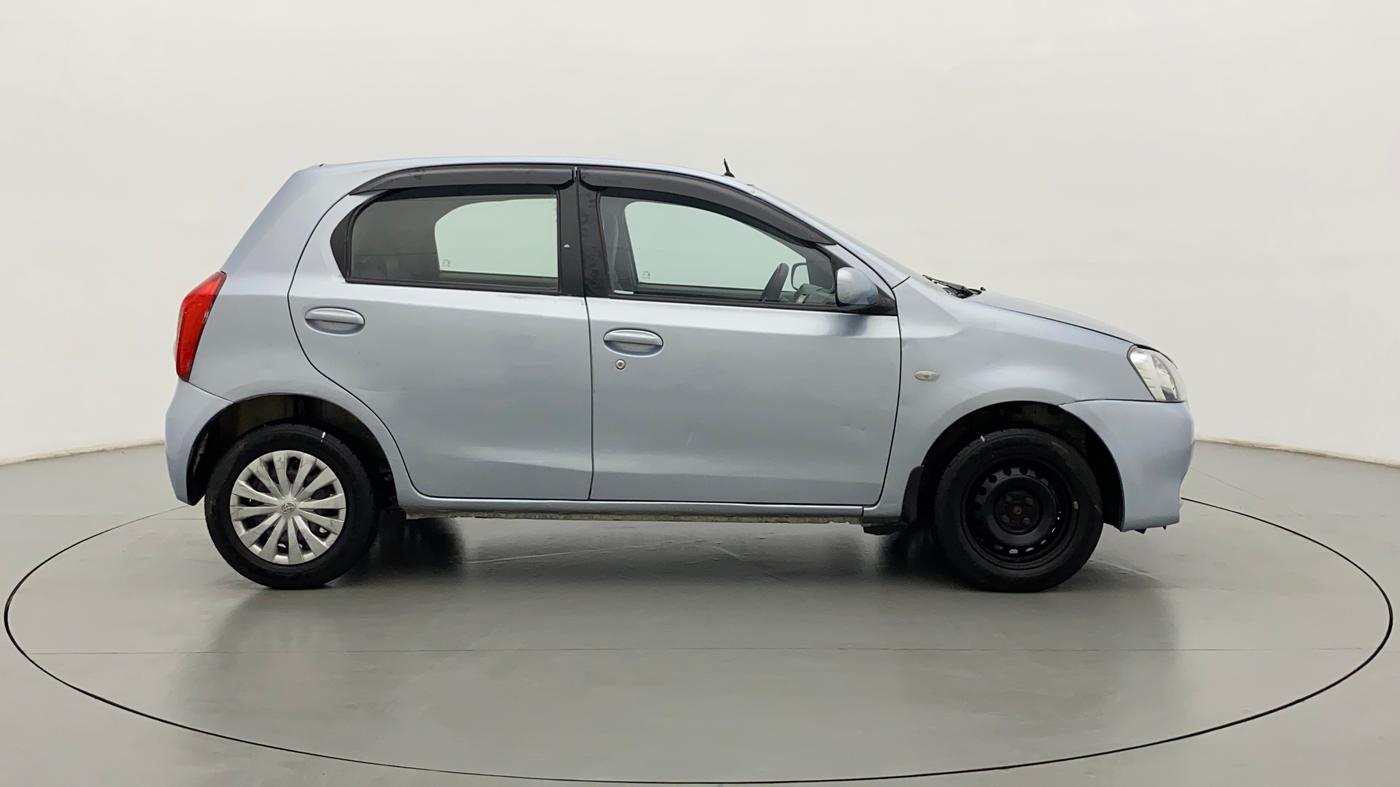 2011 Toyota Etios Liva G, Petrol, Manual, 48,721 km, Right Side View