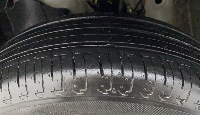 2023 Honda Amaze 1.2L I-VTEC S CVT, Petrol, Automatic, 9,880 km, Left Front Tyre Tread