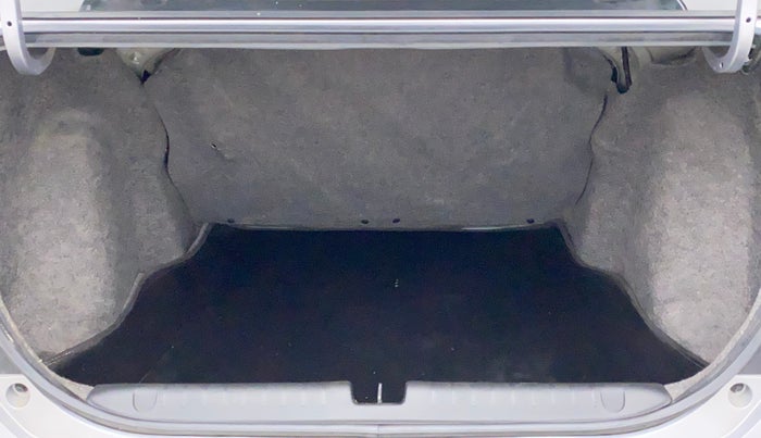 2023 Honda Amaze 1.2L I-VTEC S CVT, Petrol, Automatic, 9,880 km, Boot Inside