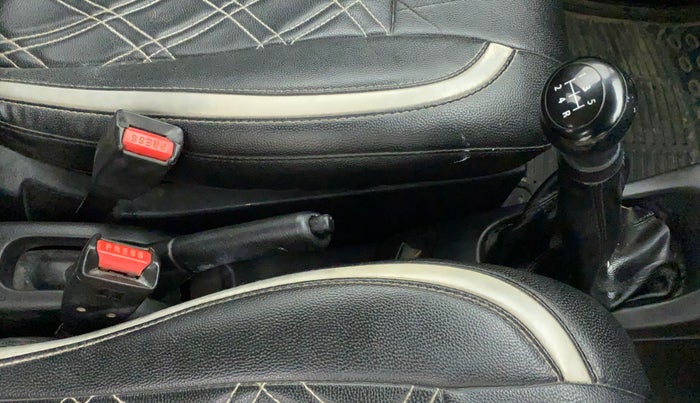 2017 Maruti Wagon R 1.0 LXI, CNG, Manual, 60,482 km, Gear Lever