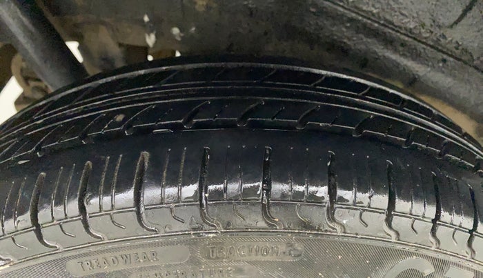 2017 Maruti Wagon R 1.0 LXI, CNG, Manual, 60,482 km, Right Rear Tyre Tread