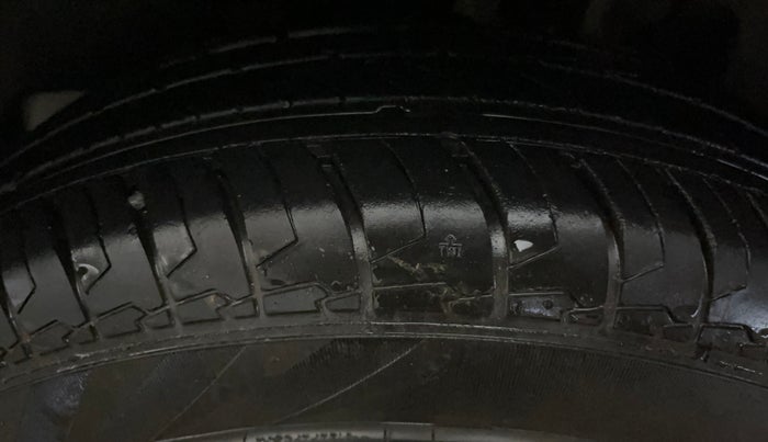 2023 Maruti Swift LXI, Petrol, Manual, 16,763 km, Left Rear Tyre Tread