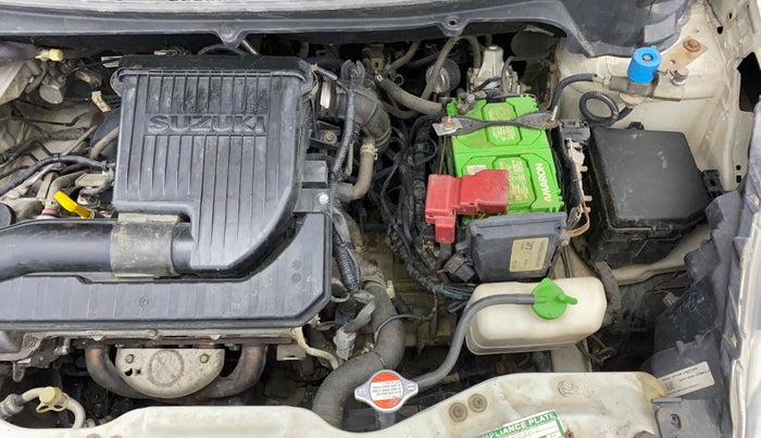 2015 Maruti Ertiga VXI, CNG, Manual, 70,614 km, Engine View - Left