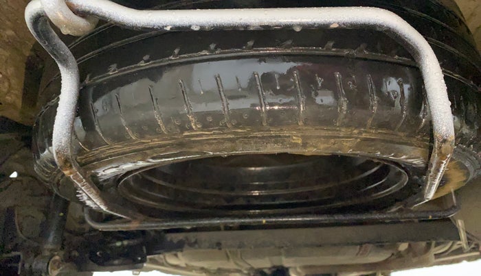 2015 Maruti Ertiga VXI, CNG, Manual, 70,614 km, Spare Tyre