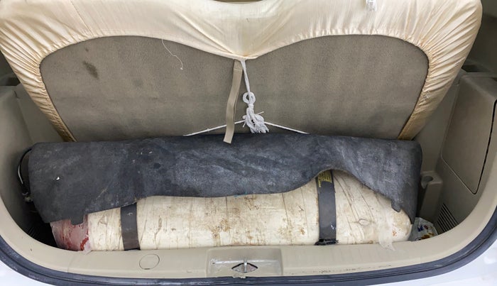 2015 Maruti Ertiga VXI, CNG, Manual, 70,614 km, Boot Inside