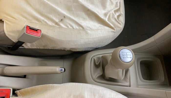 2015 Maruti Ertiga VXI, CNG, Manual, 70,614 km, Gear Lever