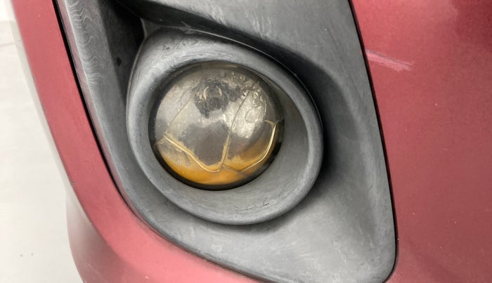 2013 Maruti Ertiga ZDI, Diesel, Manual, 98,482 km, Right fog light - Minor damage
