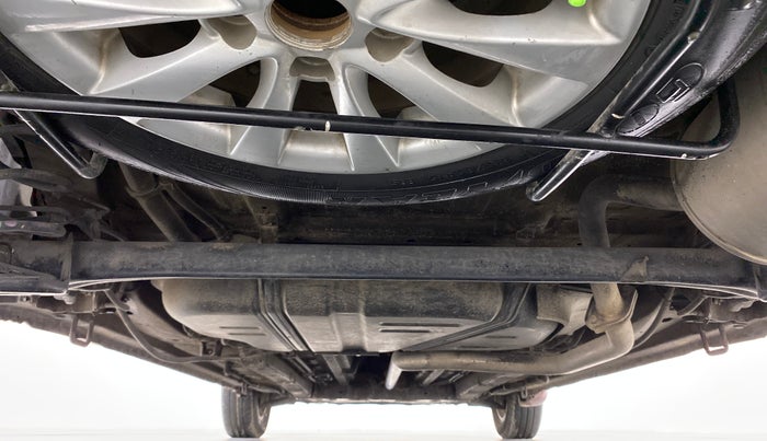 2013 Maruti Ertiga ZDI, Diesel, Manual, 98,482 km, Rear Underbody