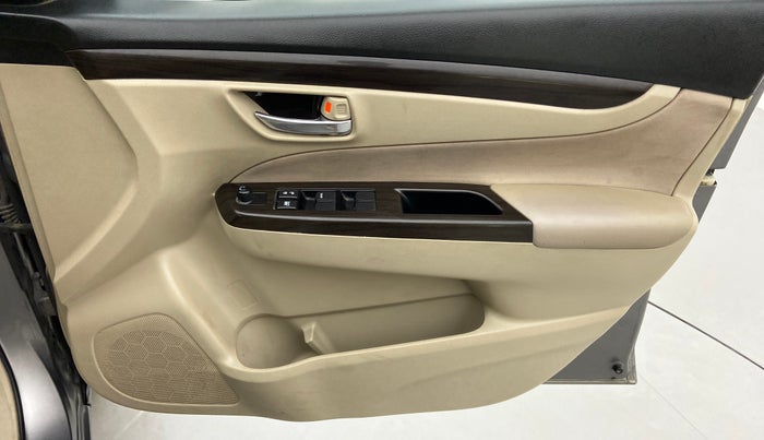 2017 Maruti Ciaz DELTA 1.3 DDIS SHVS, Diesel, Manual, 63,612 km, Driver Side Door Panels Control