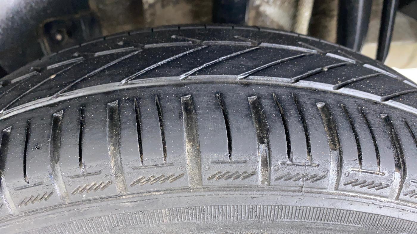 2018 Tata TIGOR Revotron XT, CNG, Manual, 85,424 km, Left Rear Tyre Tread