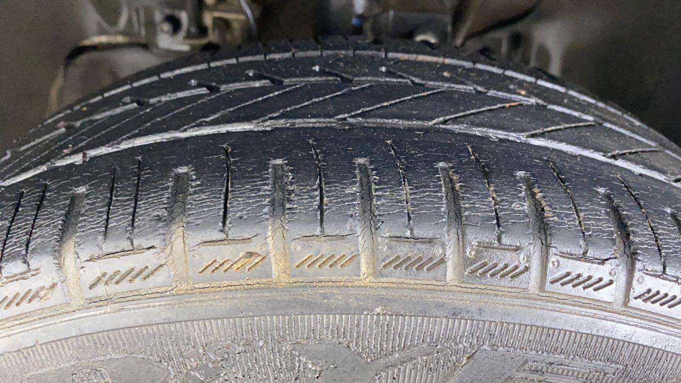 2018 Tata TIGOR Revotron XT, CNG, Manual, 85,424 km, Left Front Tyre Tread