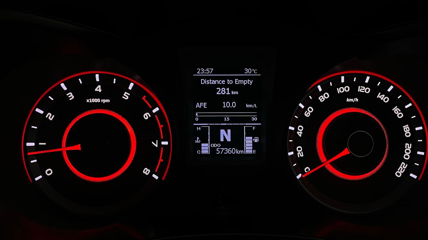 2021 Mahindra XUV300 W8 (O) 1.2 PETROL AMT, Petrol, Automatic, 57,357 km, Odometer Image
