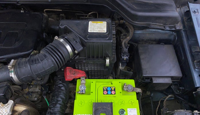 2021 Mahindra XUV300 W8 (O) 1.2 PETROL AMT, Petrol, Automatic, 57,357 km, Engine View - Left