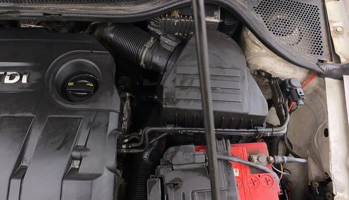 2016 Volkswagen Ameo HIGHLINE1.5L, Diesel, Manual, 1,12,892 km, Engine View - Left