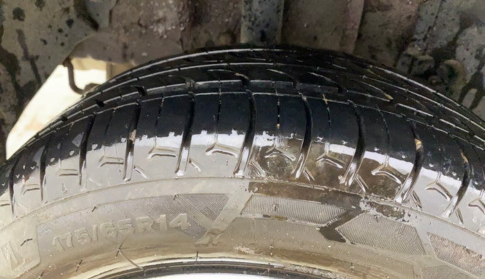 2022 Tata TIGOR XZ PLUS CNG, CNG, Manual, 1,00,060 km, Right Rear Tyre Tread