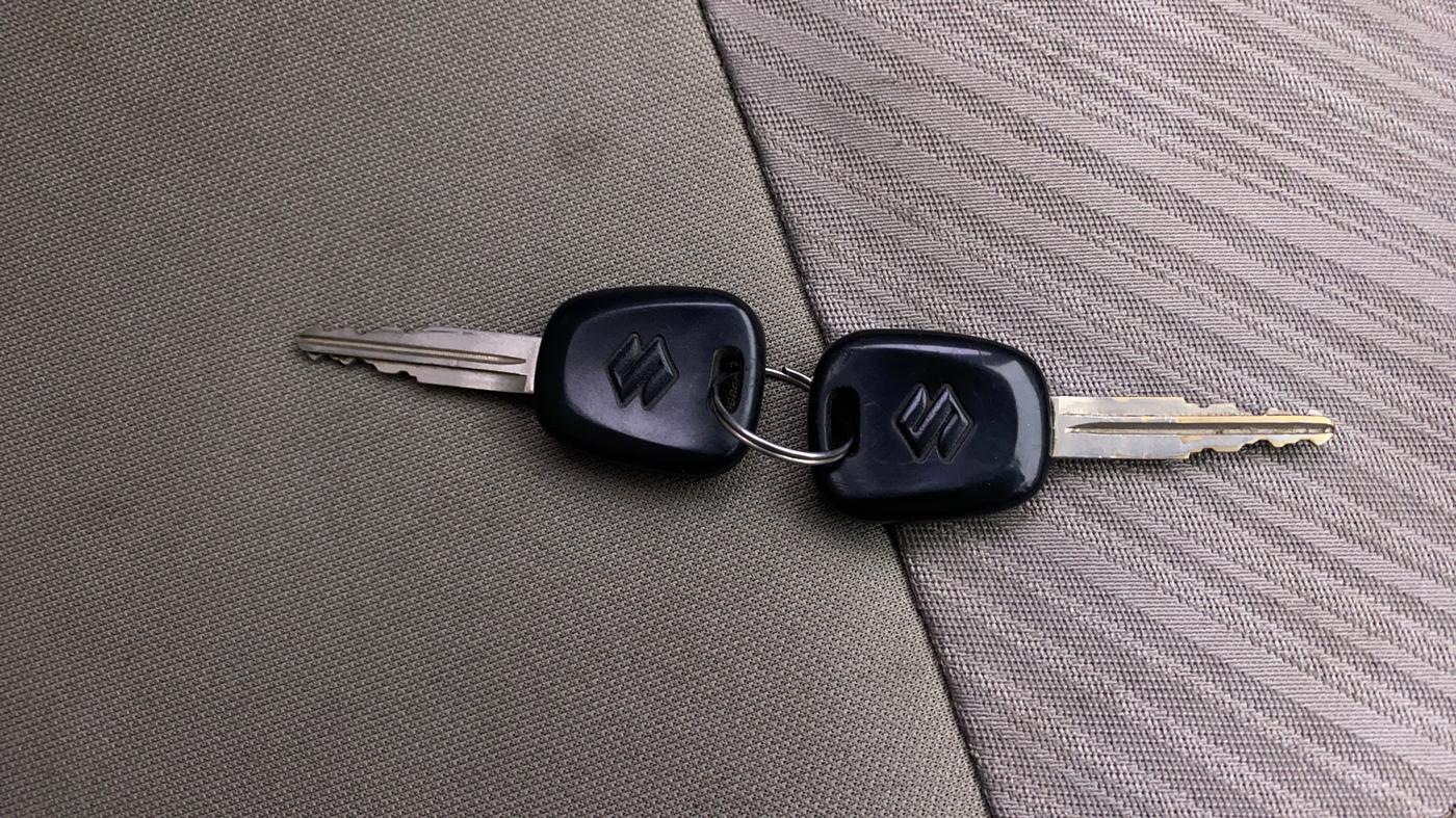 2014 Maruti Alto K10 VXI, Petrol, Manual, 44,648 km, Key Close Up