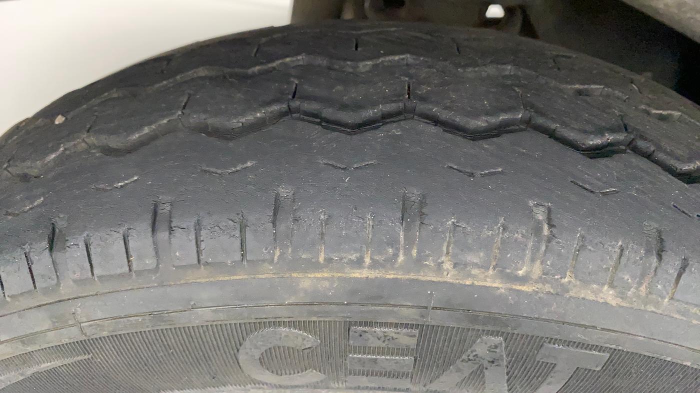 2019 Maruti Eeco 5 STR WITH A/C+HTR, Petrol, Manual, 34,097 km, Right Rear Tyre Tread
