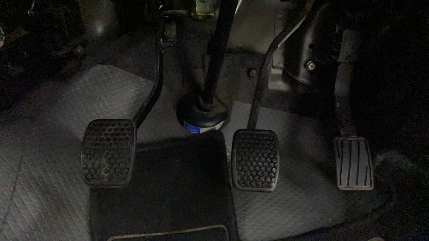 2019 Maruti Eeco 5 STR WITH A/C+HTR, Petrol, Manual, 34,097 km, Pedals