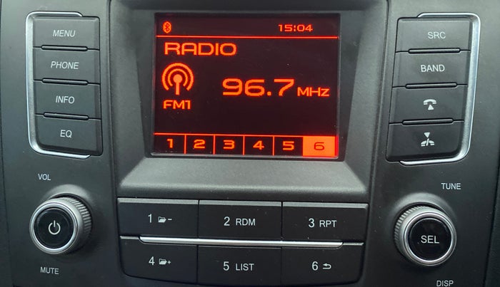2021 Mahindra XUV300 W6 1.5 DIESEL, Diesel, Manual, 36,372 km, Infotainment System