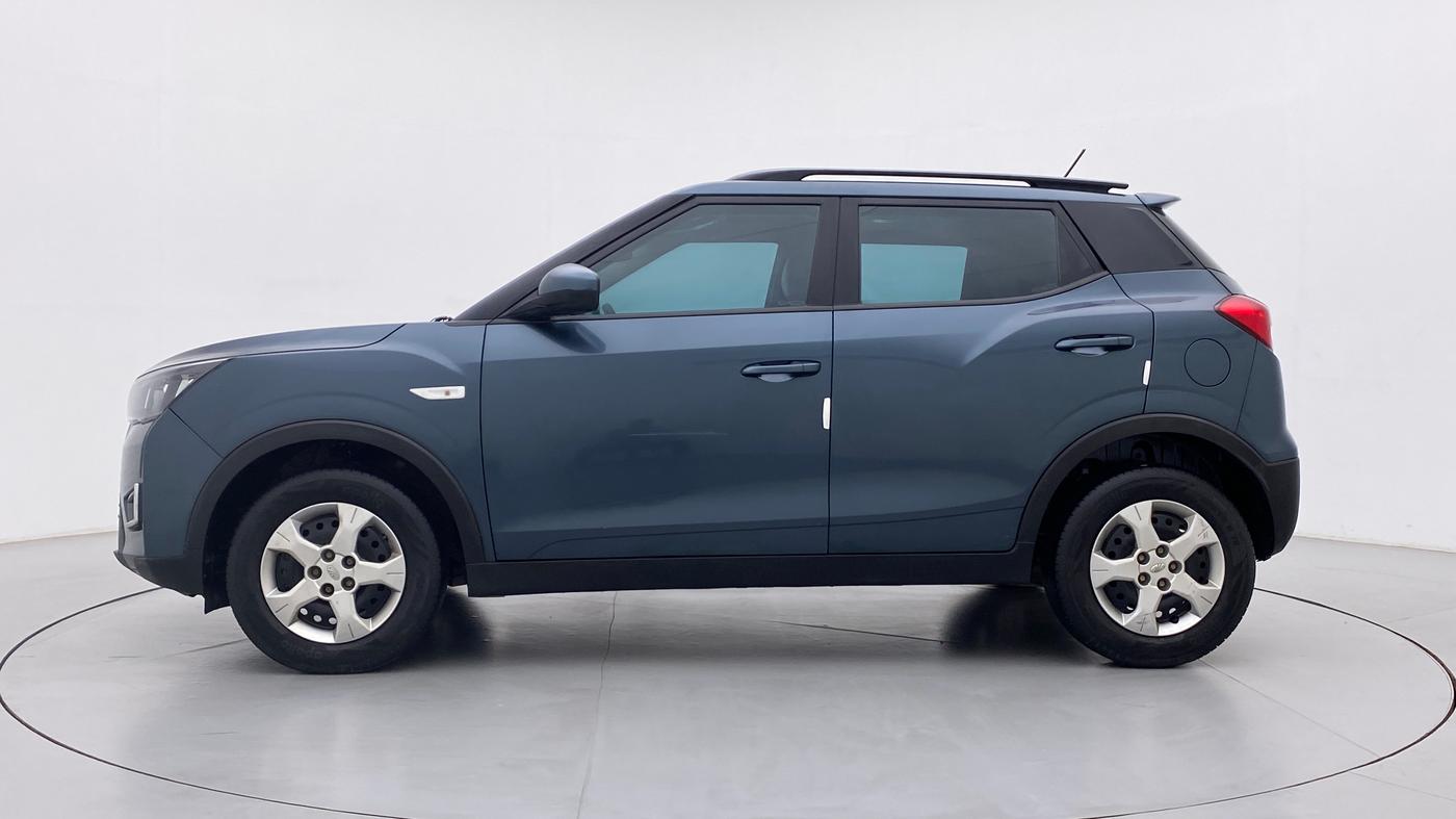 2021 Mahindra XUV300 W6 1.5 DIESEL, Diesel, Manual, 36,372 km, Left Side