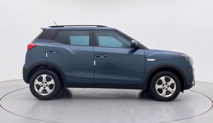 2021 Mahindra XUV300 W6 1.5 DIESEL, Diesel, Manual, 36,372 km, Right Side View