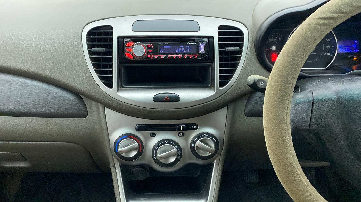 2014 Hyundai i10 MAGNA 1.1 IRDE2, Petrol, Manual, 84,127 km, Air Conditioner