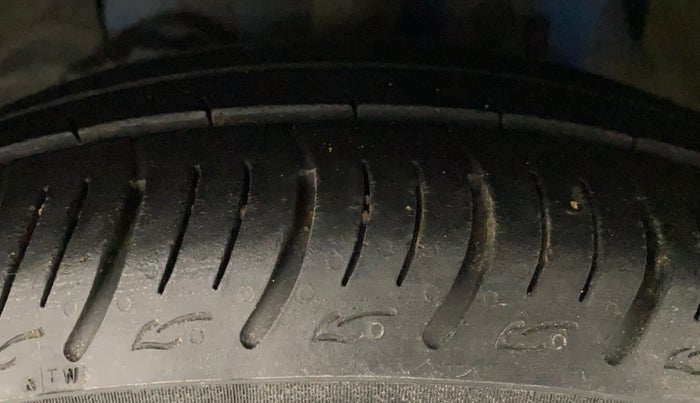 2015 Tata Zest XMS PETROL, Petrol, Manual, 75,916 km, Left Front Tyre Tread