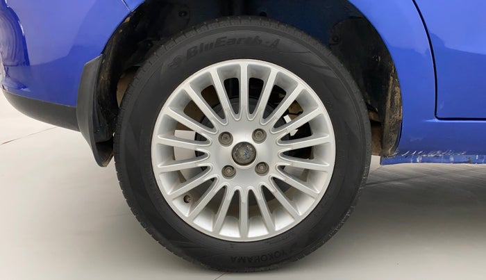 2015 Tata Zest XMS PETROL, Petrol, Manual, 75,916 km, Right Rear Wheel