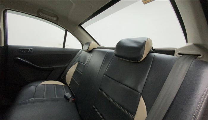 2015 Tata Zest XMS PETROL, Petrol, Manual, 75,916 km, Right Side Rear Door Cabin
