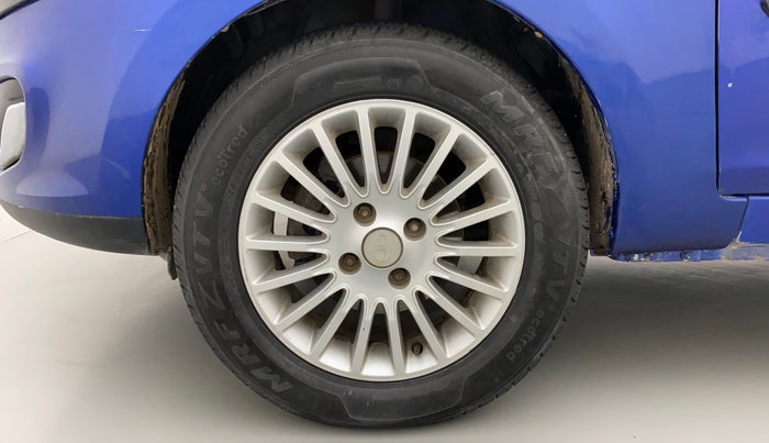 2015 Tata Zest XMS PETROL, Petrol, Manual, 75,916 km, Left Front Wheel